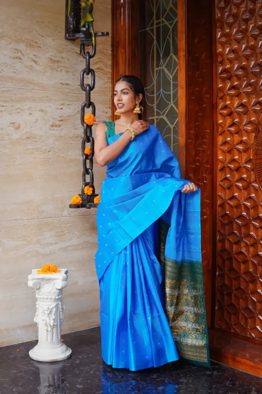 Teal Blue Borderless Soft Silk Saree